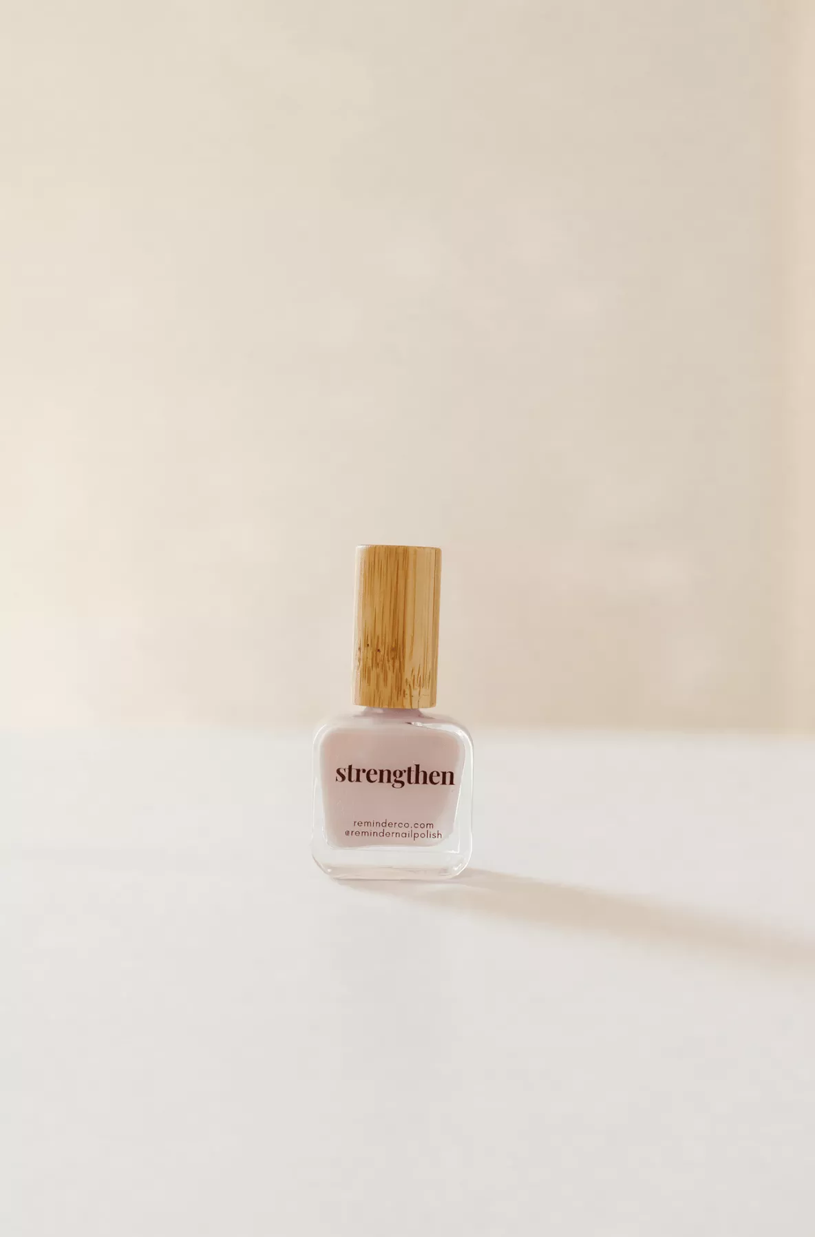 ‘strengthen’ nourishing nail strengthener
